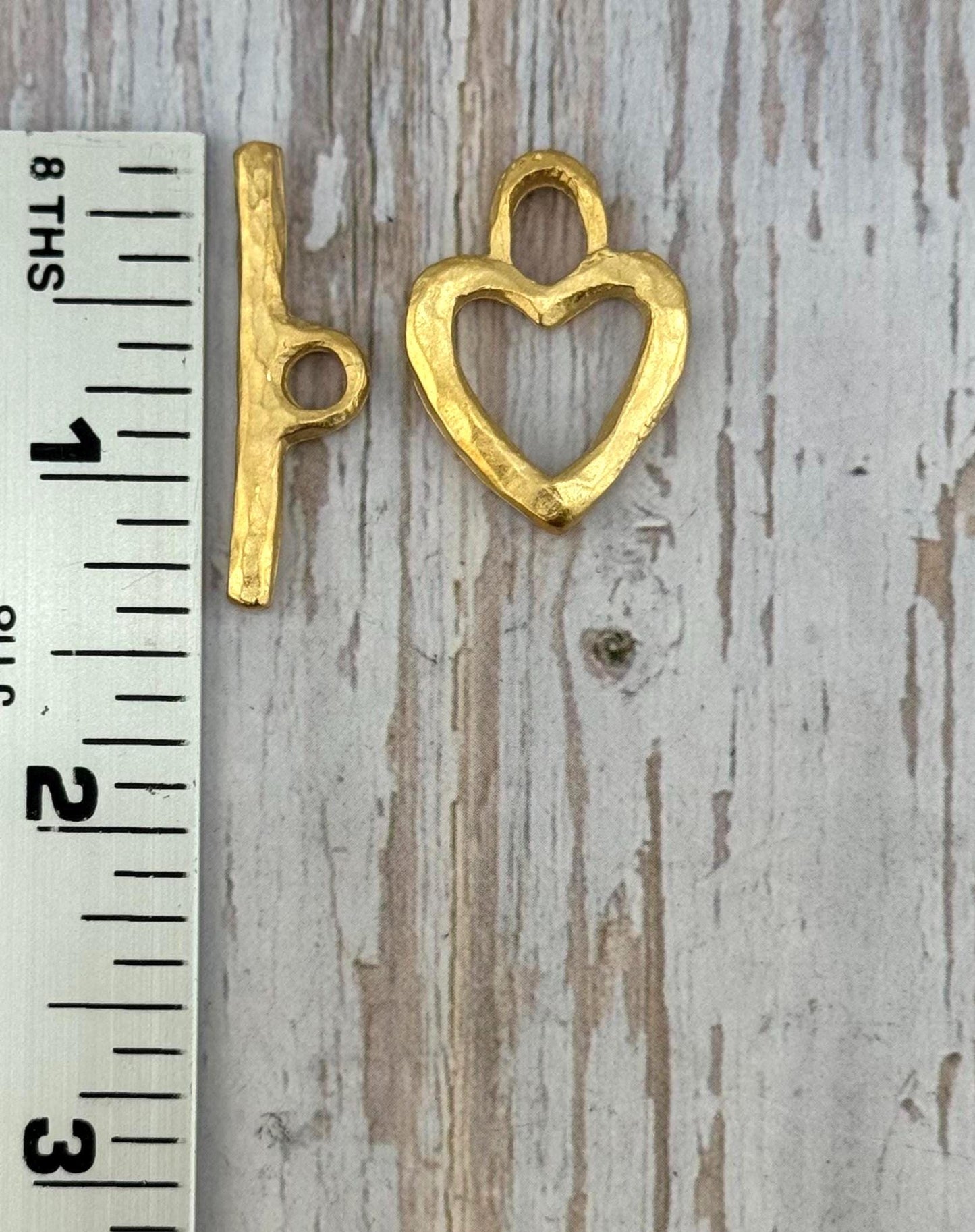 Grand fermoir à bascule cœur, plaqué or 18 carats satiné - ST303