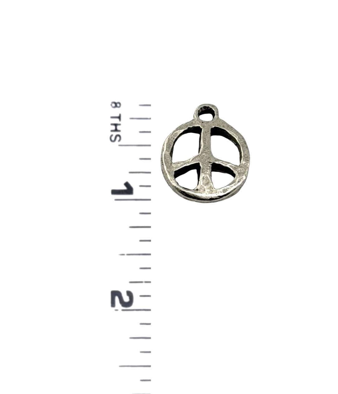 Breloque symbole de paix martelé, étain vieilli - PT490