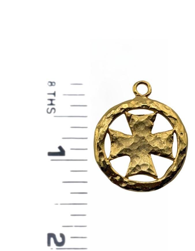 Large Cross Pendant, Satin 18k Gold Plated - ST744