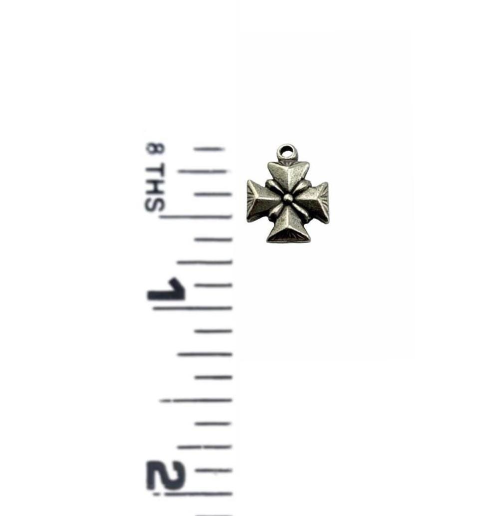 Small Maltese Cross Charm, Antiqued Pewter - PT761