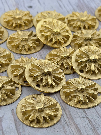 Round Flower Charm, Satin 18k Gold Plated - ST203
