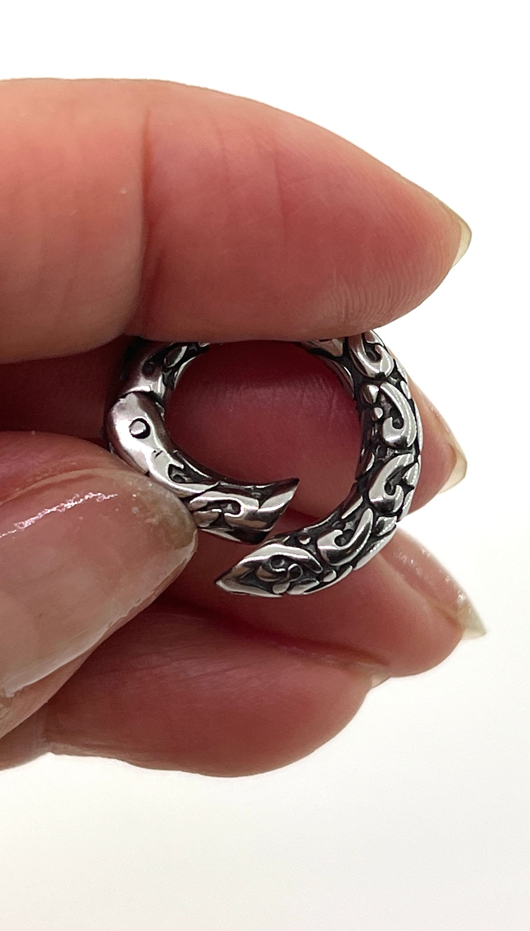 Stainless steel textured Clasp