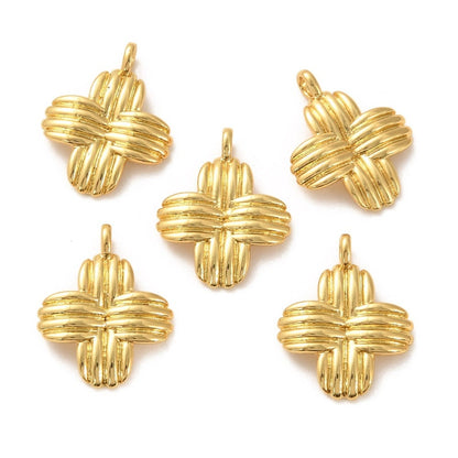 Hatched Cross Pendant, Shiny 18k Gold Plated - SY044