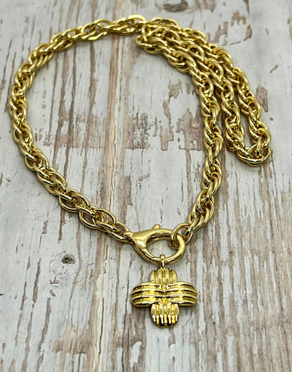 Hatched Cross Pendant, Shiny 18k Gold Plated - SY044