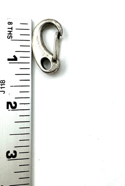 Mousqueton surdimensionné de 31 mm, plaqué étain vieilli – PT628