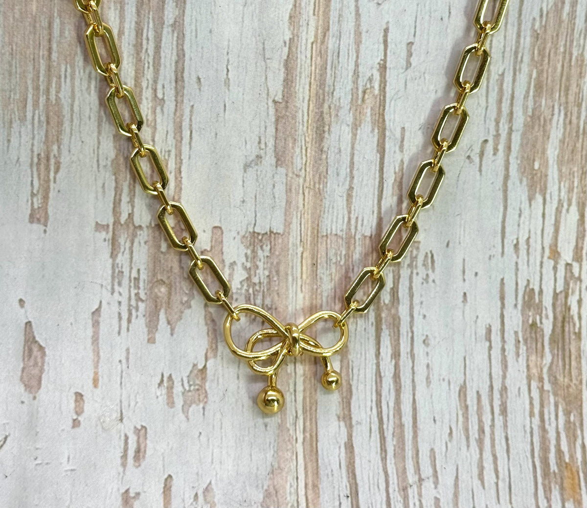 Whimsical Bow Pendant, Shiny 18k Gold Plated - SY039