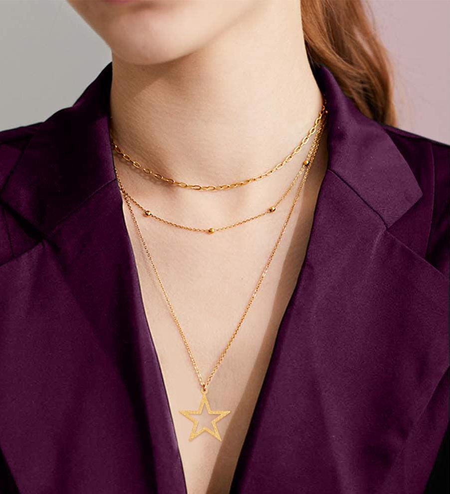 Glittering Star Pendant, Shiny 18k Gold Plated - SY010