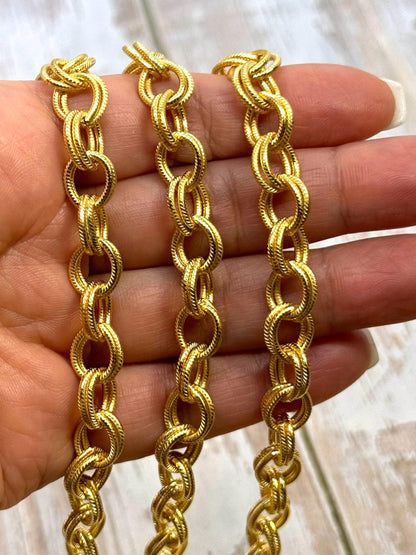 Cadena tipo cable doble gruesa de 8x10 mm, chapado en oro de 18k satinado - S073-CH