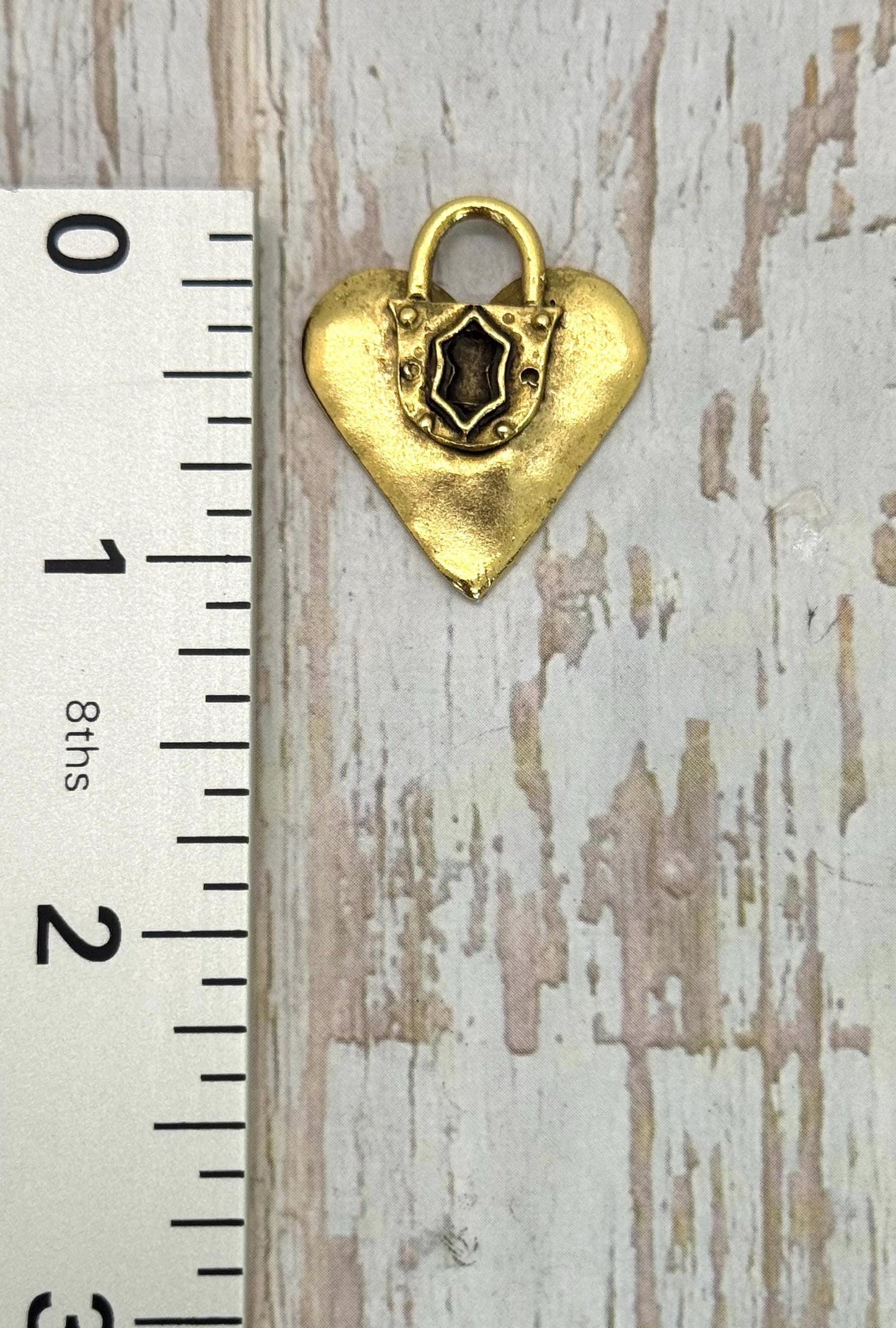 Grand Breloque Cœur Cadenas, Plaqué Or Vieilli - AG024