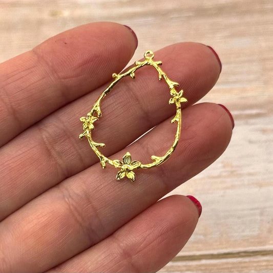 Flower and Branch Hoop, Satin 18k Gold Plated - ST596