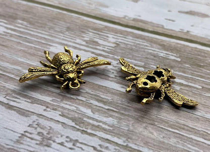 Breloque double face Abeille Reine, plaqué or 18 carats vieilli - AG586