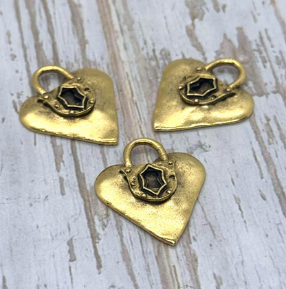 Grand Breloque Cœur Cadenas, Plaqué Or Vieilli - AG024