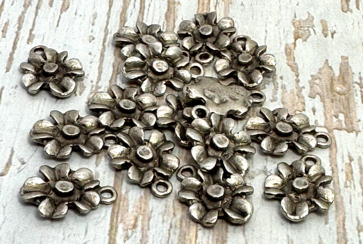 Small Modern Flower Charm, Antiqued Pewter - PT401