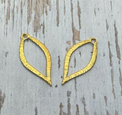 Aros lágrima acanalados (Set de 2), chapado en oro de 18K satinado - ST224