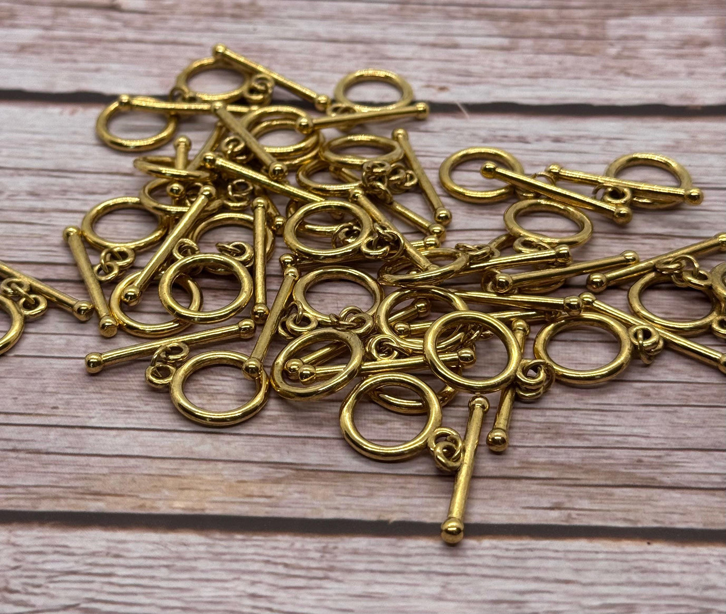 Round Toggle Clasp, Antiqued 18k Gold Plated - AG597