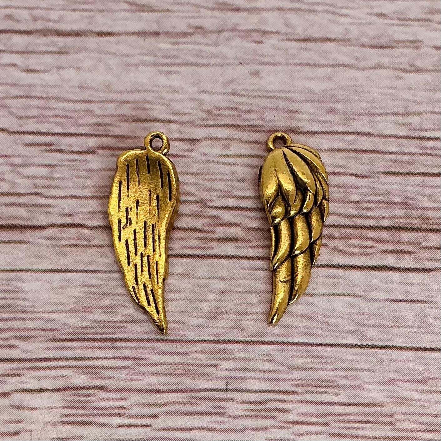 Mini breloque aile d'ange, plaqué or 18 carats vieilli - AG045