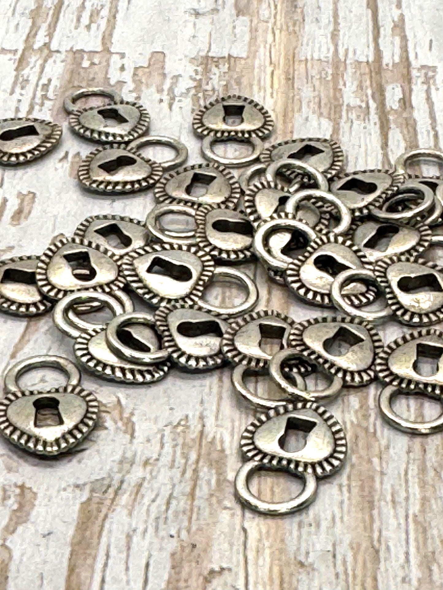 Small Heart Padlock Charm, Antiqued Pewter - PT391