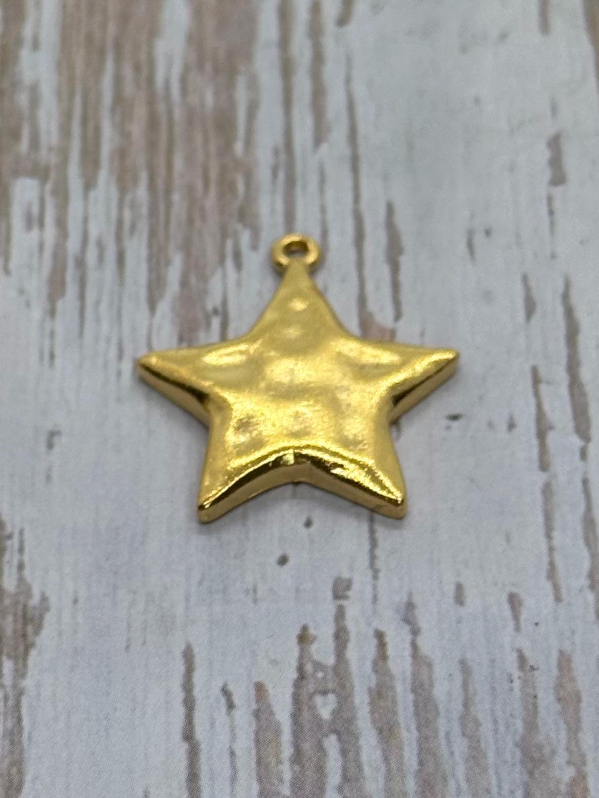 Chunky Hammered Star Charm, Satin 18K Gold Plated - ST188