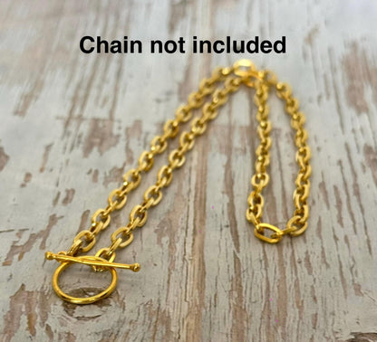 Simple Toggle Clasp, Satin 18K Gold Plated - ST222