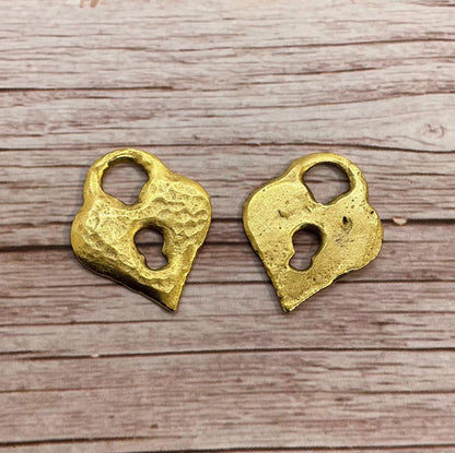 Hammered Heart Padlock Charm, Antiqued 18K Gold Plated - AG147