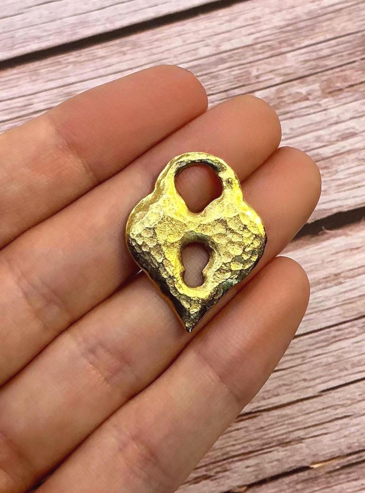 Hammered Heart Padlock Charm, Antiqued 18K Gold Plated - AG147