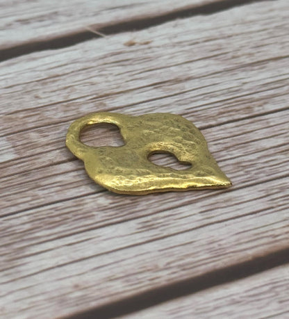 Hammered Heart Padlock Charm, Antiqued 18K Gold Plated - AG147
