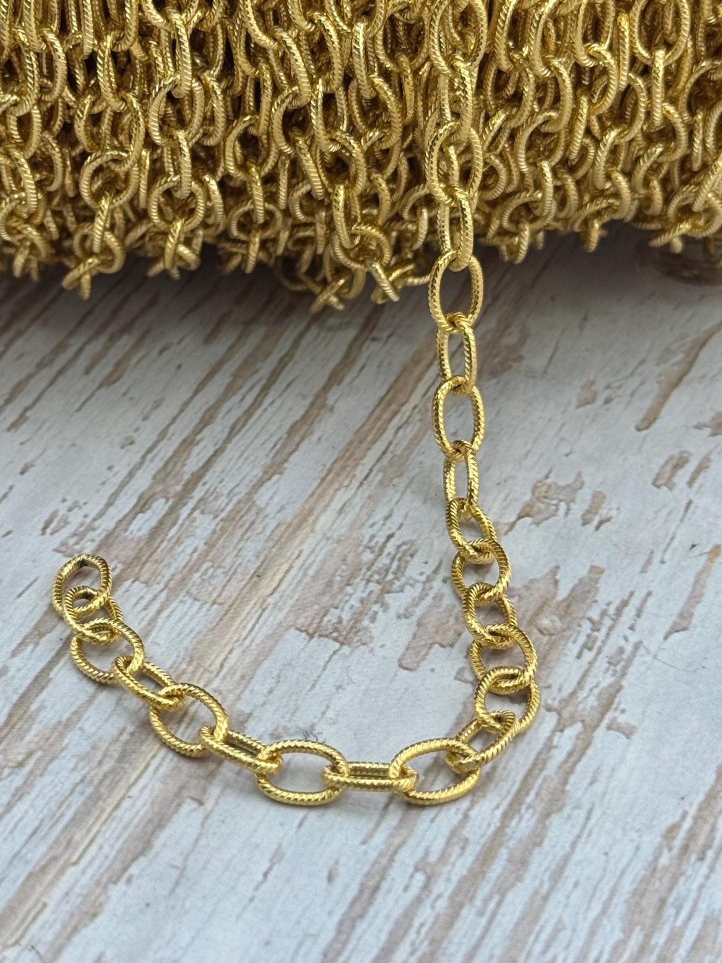 Chaîne maillons 9x6mm, Plaqué or 18k finition satinée - S082-CH