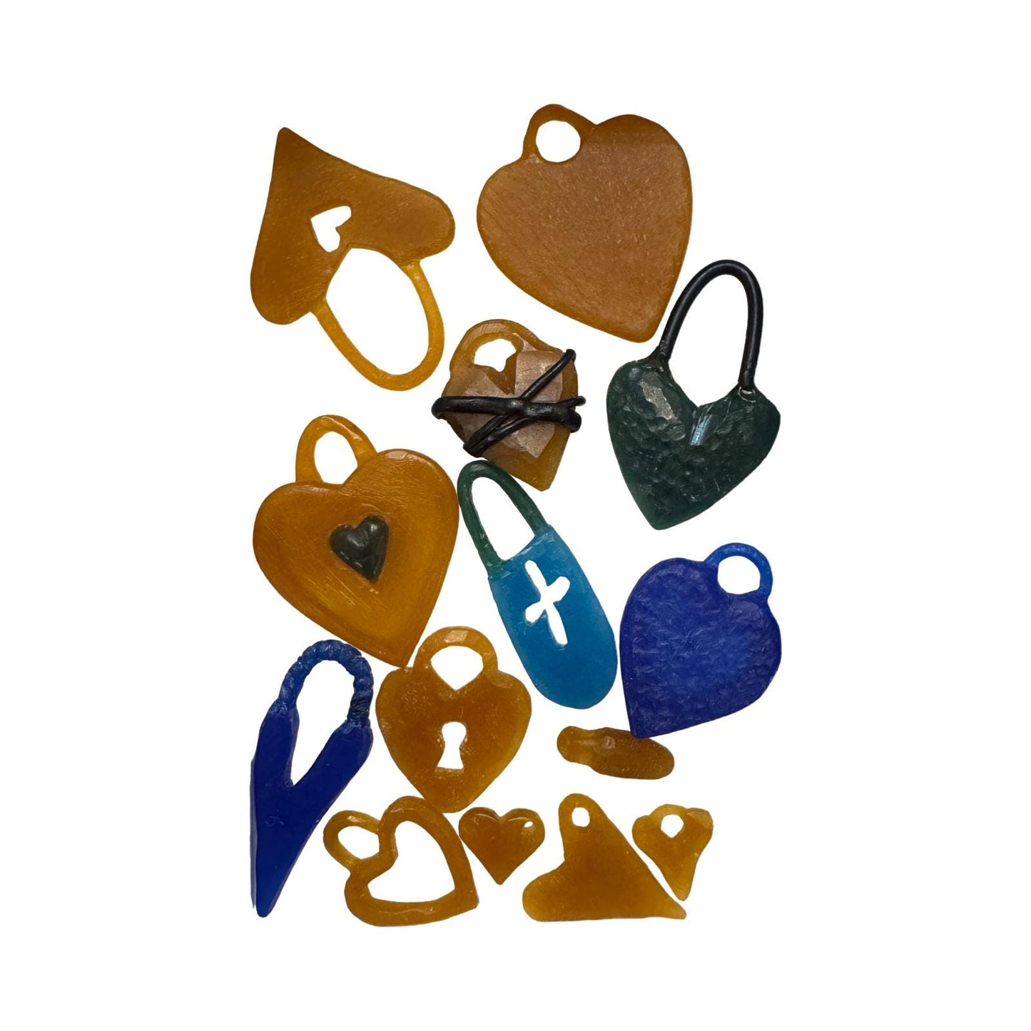 Hammered Bound Heart Charm, Antiqued 18k Gold Plated - AG113