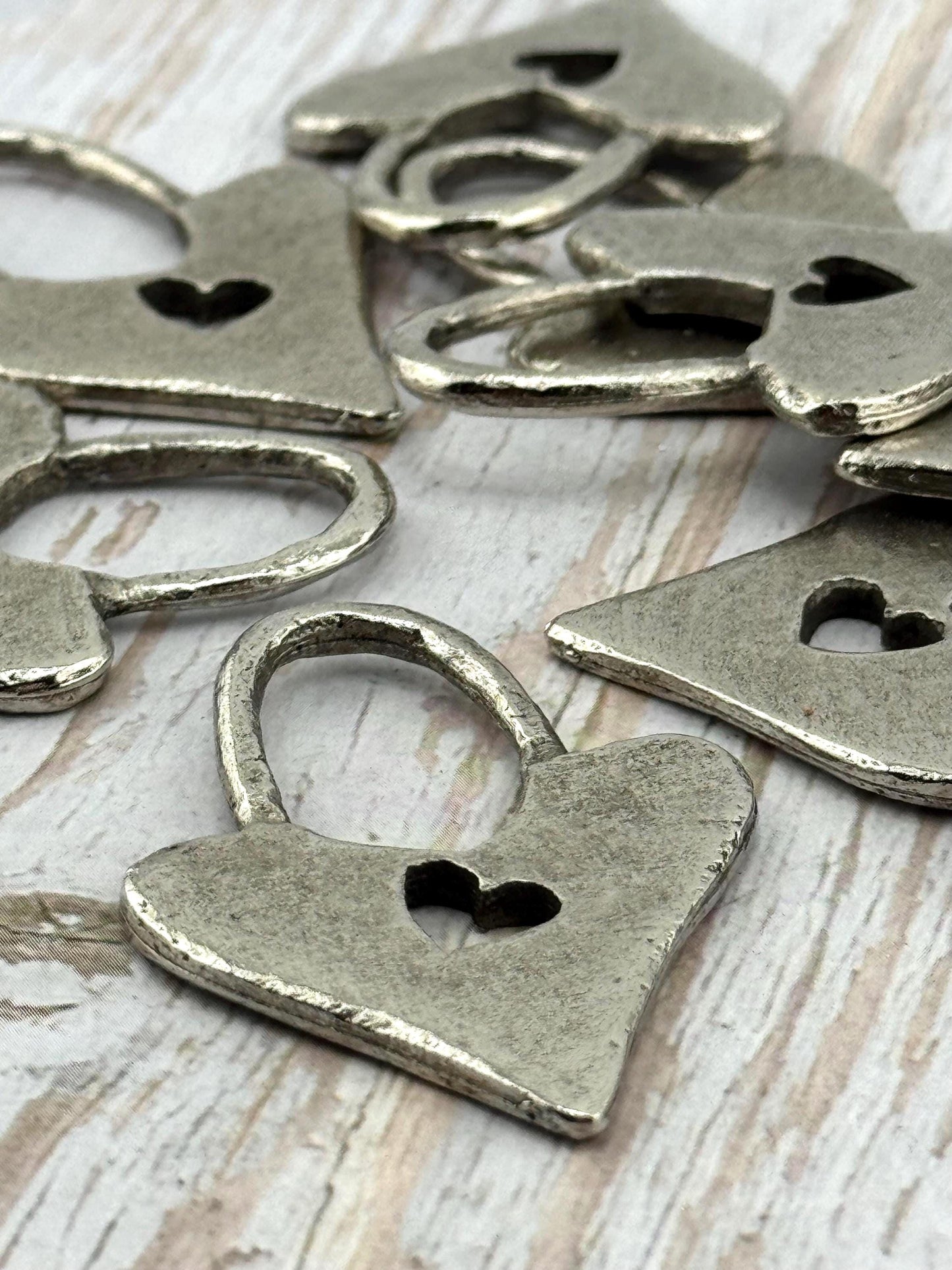 Padlock Heart Pendant, Antiqued Pewter - PT452