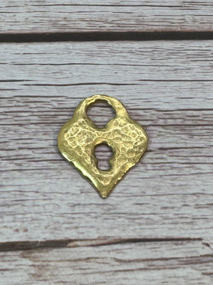 Hammered Heart Padlock Charm, Antiqued 18K Gold Plated - AG147