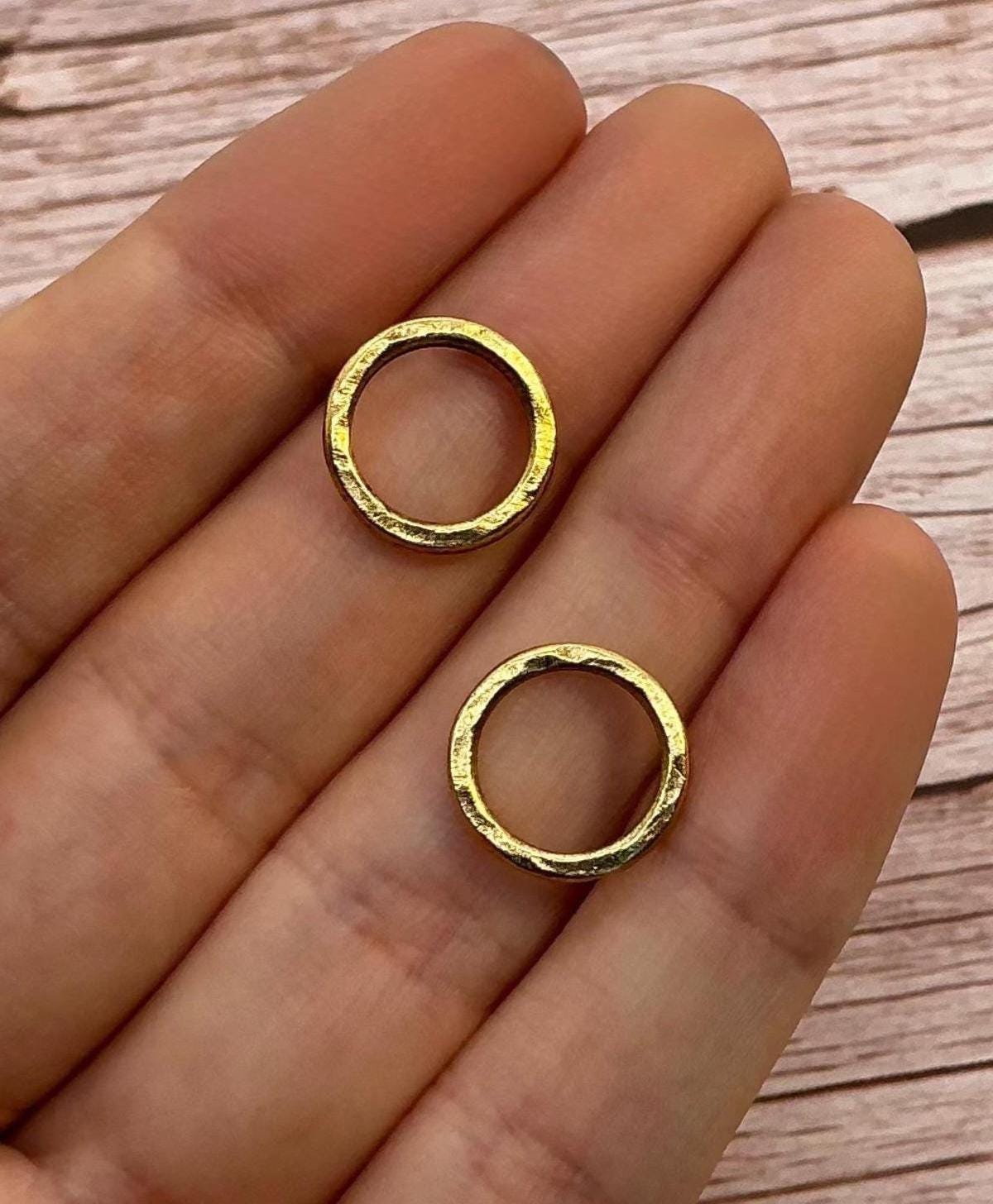 Anneaux de jonction martelés de 12 mm, soudés (lot de 2), plaqué or 18 carats vieilli - AG020