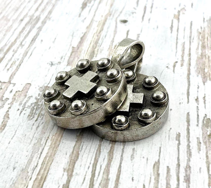 Médaillon Croix de Fer, Étain vieilli - PT406