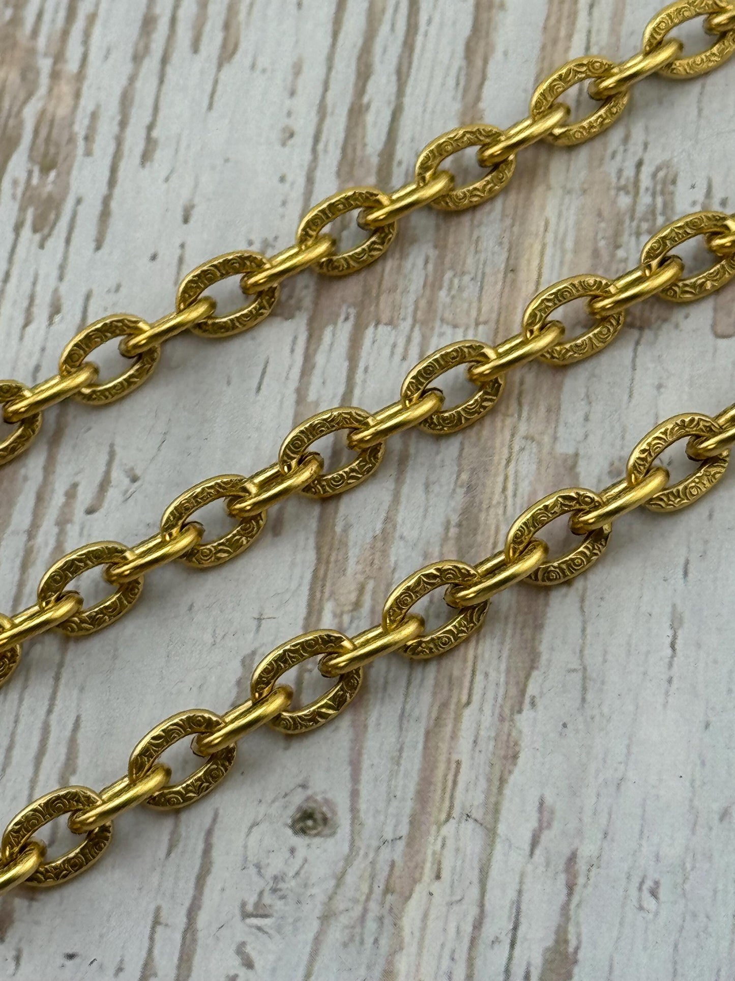 7x10mm Oval Textured Chain, Antiqued 18k Gold Plated - G115-CH