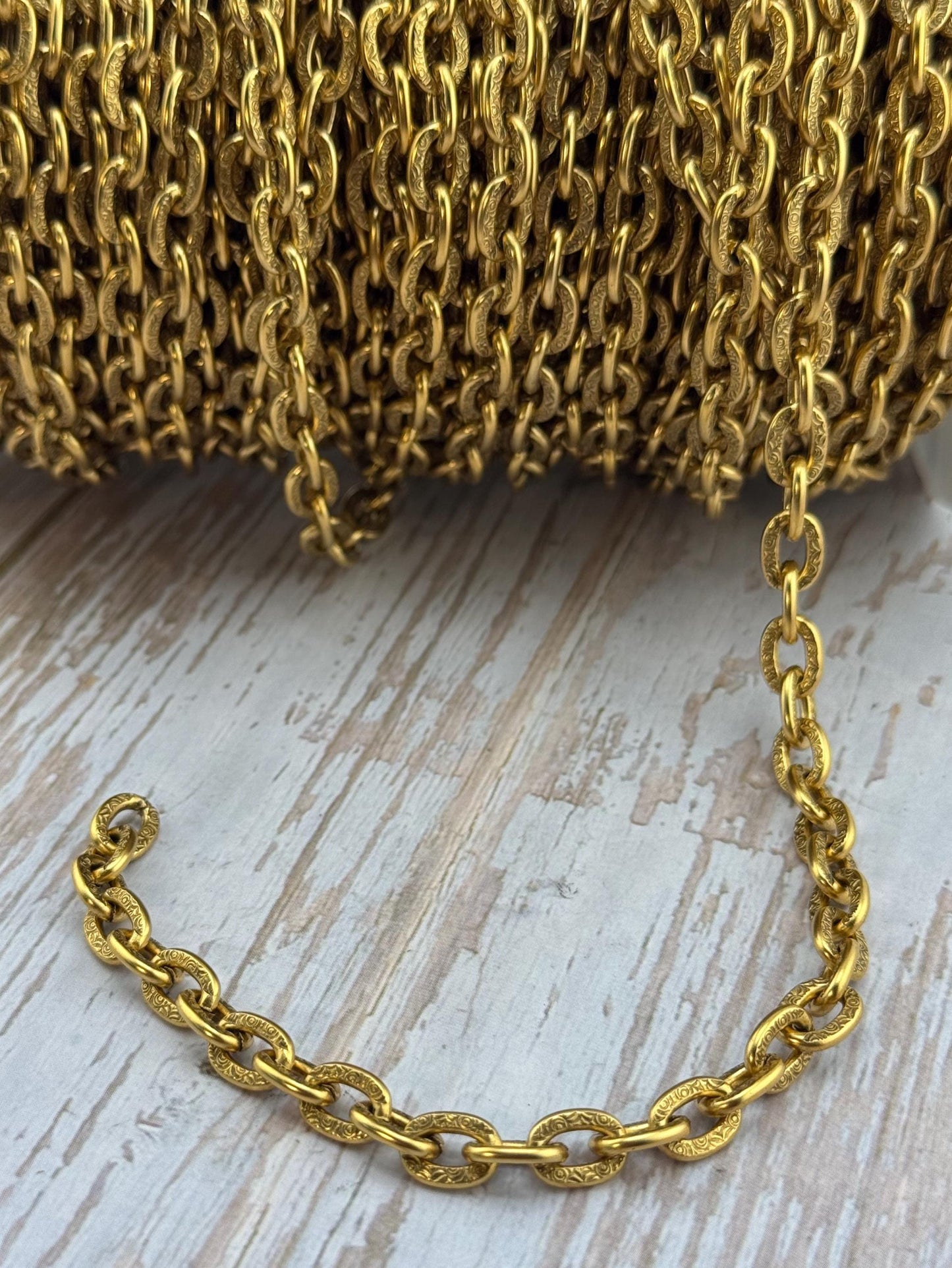 7x10mm Oval Textured Chain, Antiqued 18k Gold Plated - G115-CH