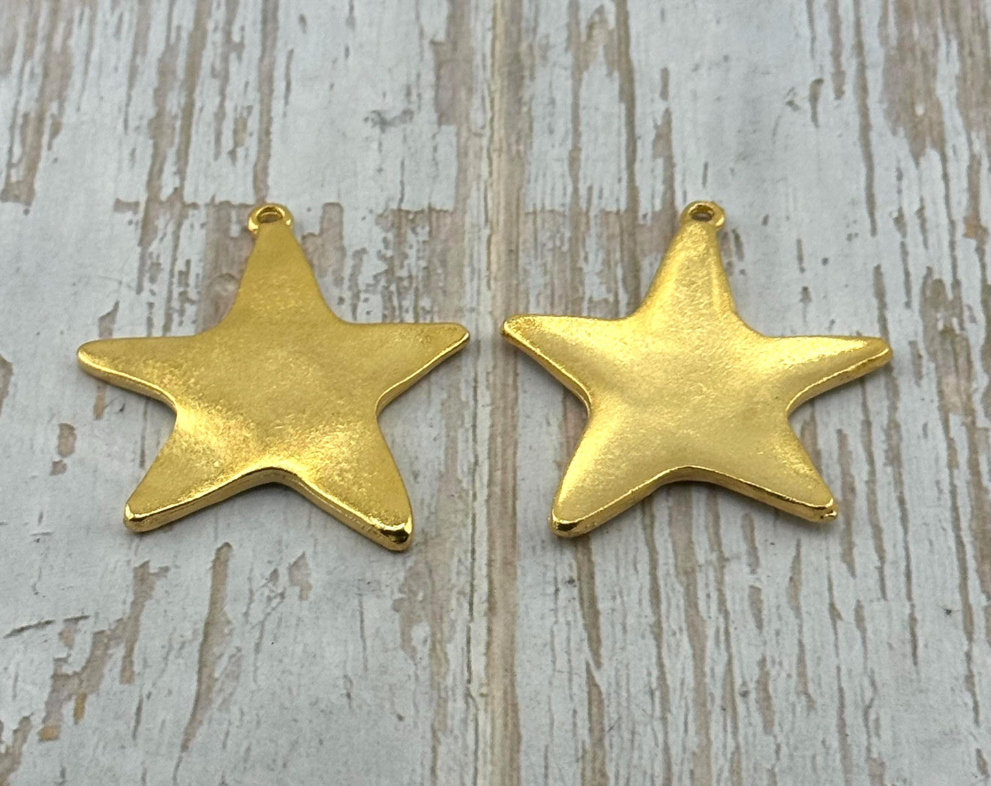 Extra-large Rounded Star Pendant, Satin 18K Gold Plated - ST279