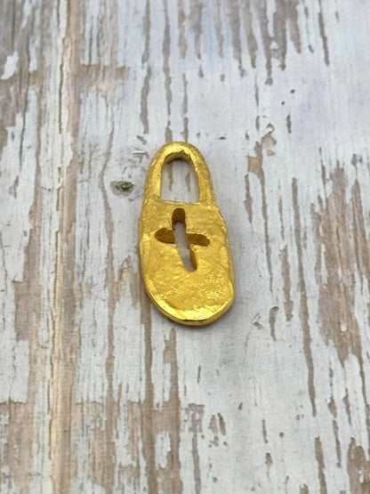 Cross Padlock Charm, Satin 18K Gold Plated - ST276