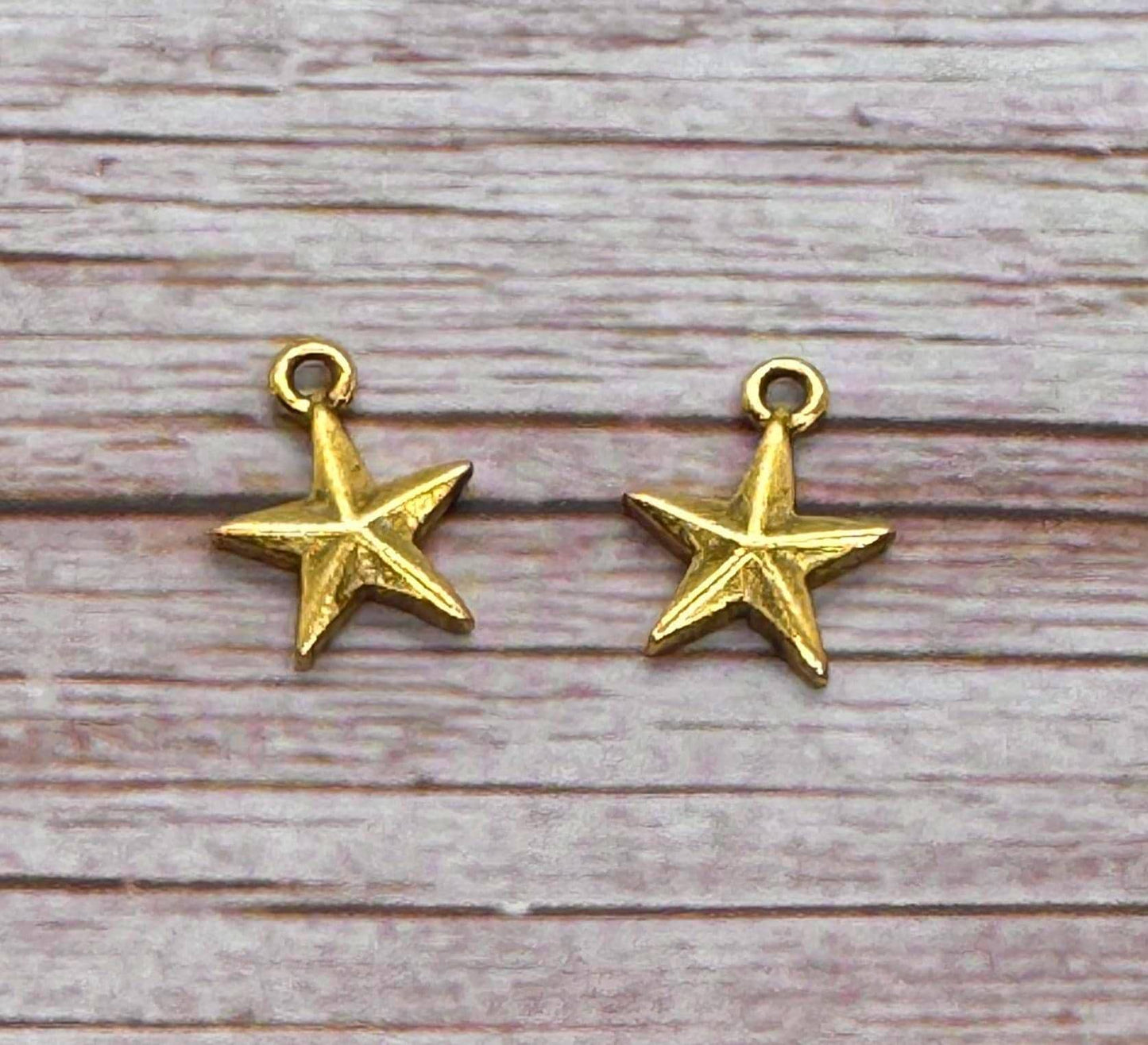 Amuletos Western Star (juego de 2), chapado en oro de 18 quilates envejecido - AG029