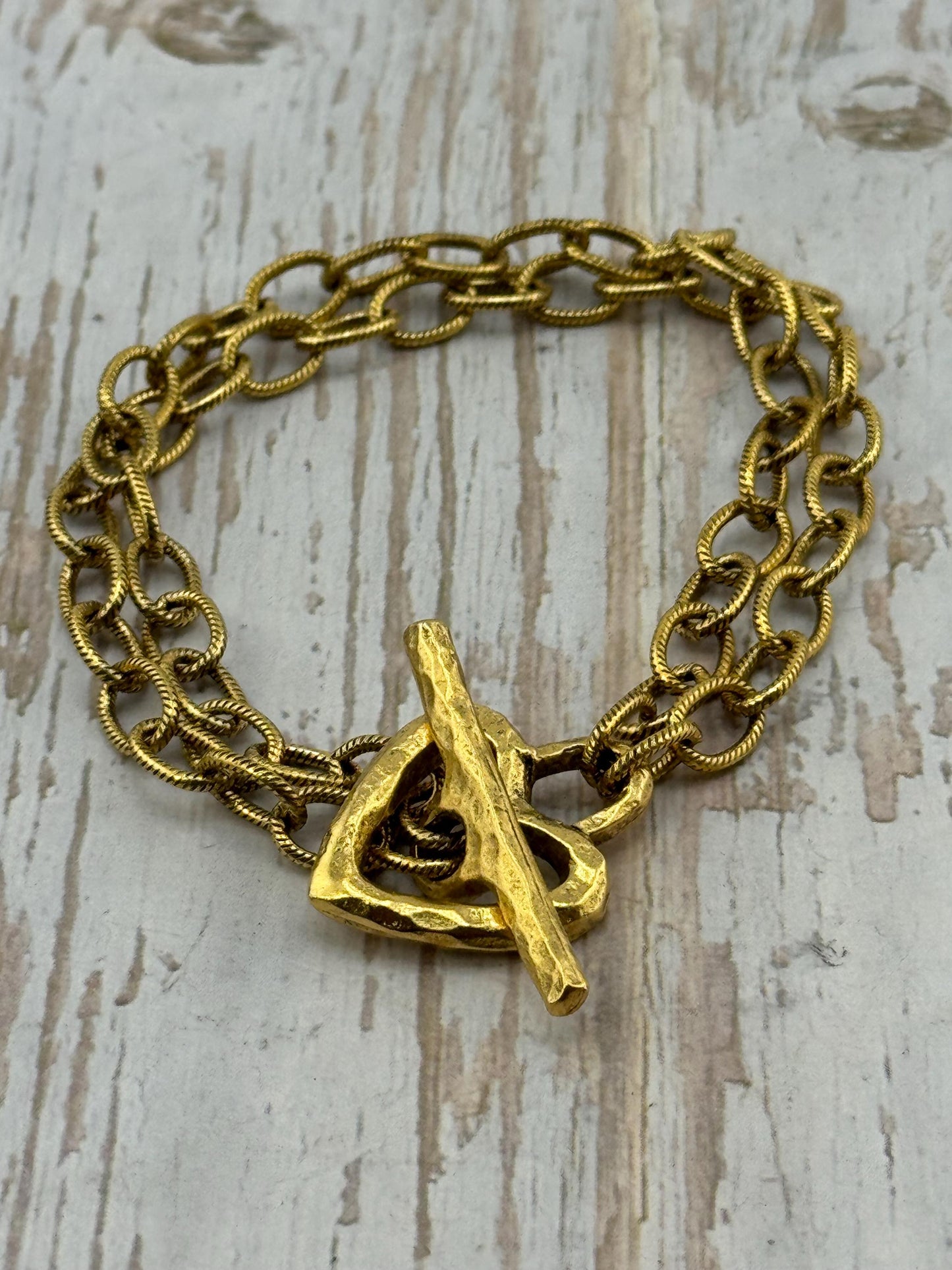 Grand fermoir à bascule en forme de cœur, plaqué or 18 carats vieilli - AG123