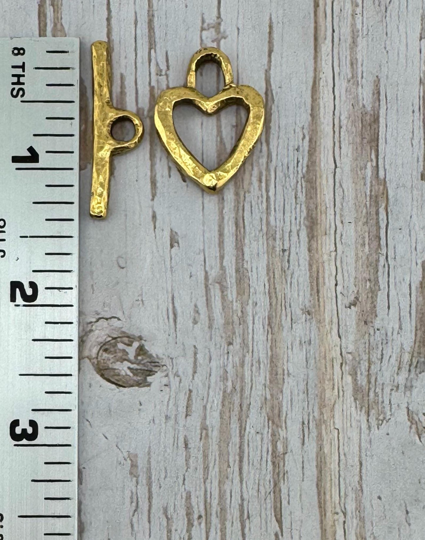 Grand fermoir à bascule en forme de cœur, plaqué or 18 carats vieilli - AG123