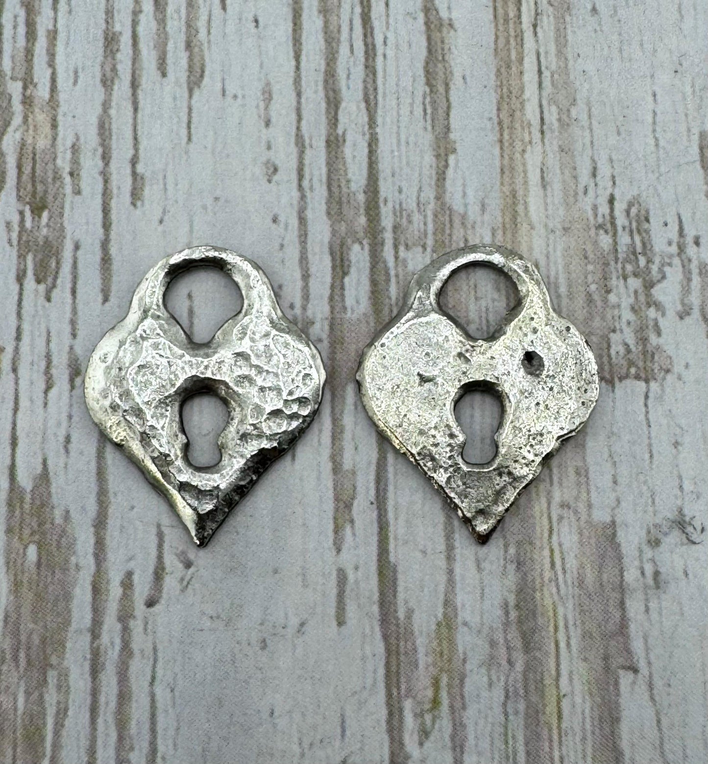 Hammered Padlock Heart Charm, Antiqued Pewter - PT507