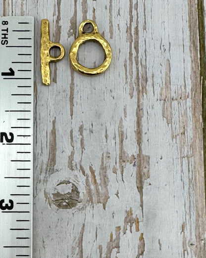 Hammered Round Toggle Clasp, Antiqued 18k Gold Plated - AG136