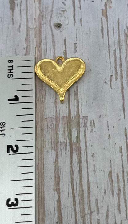 Boho Heart Charm, Satin 18K Gold Plated - ST187