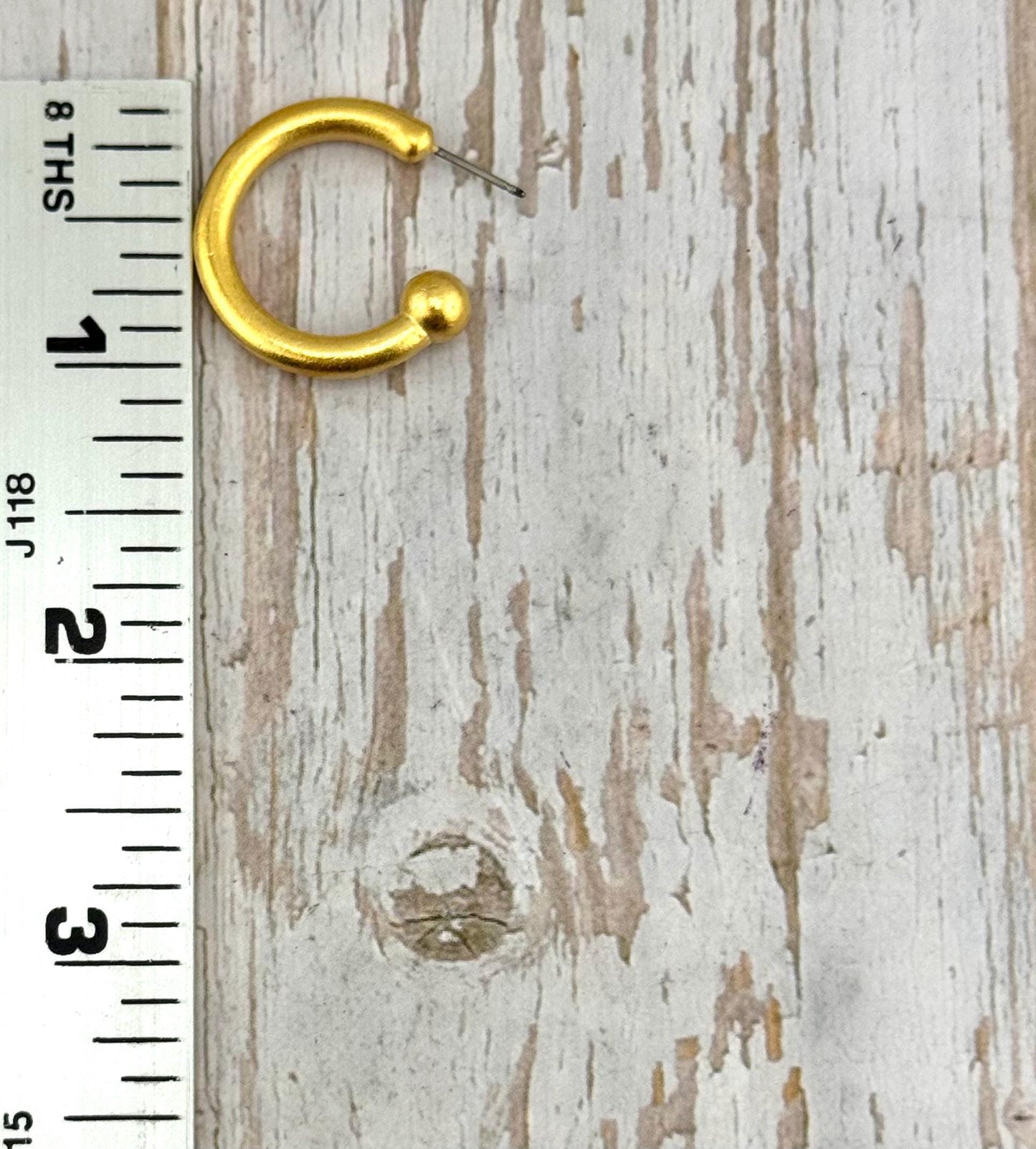 Pendientes de media luna, chapados en oro de 18k satinado - ST560