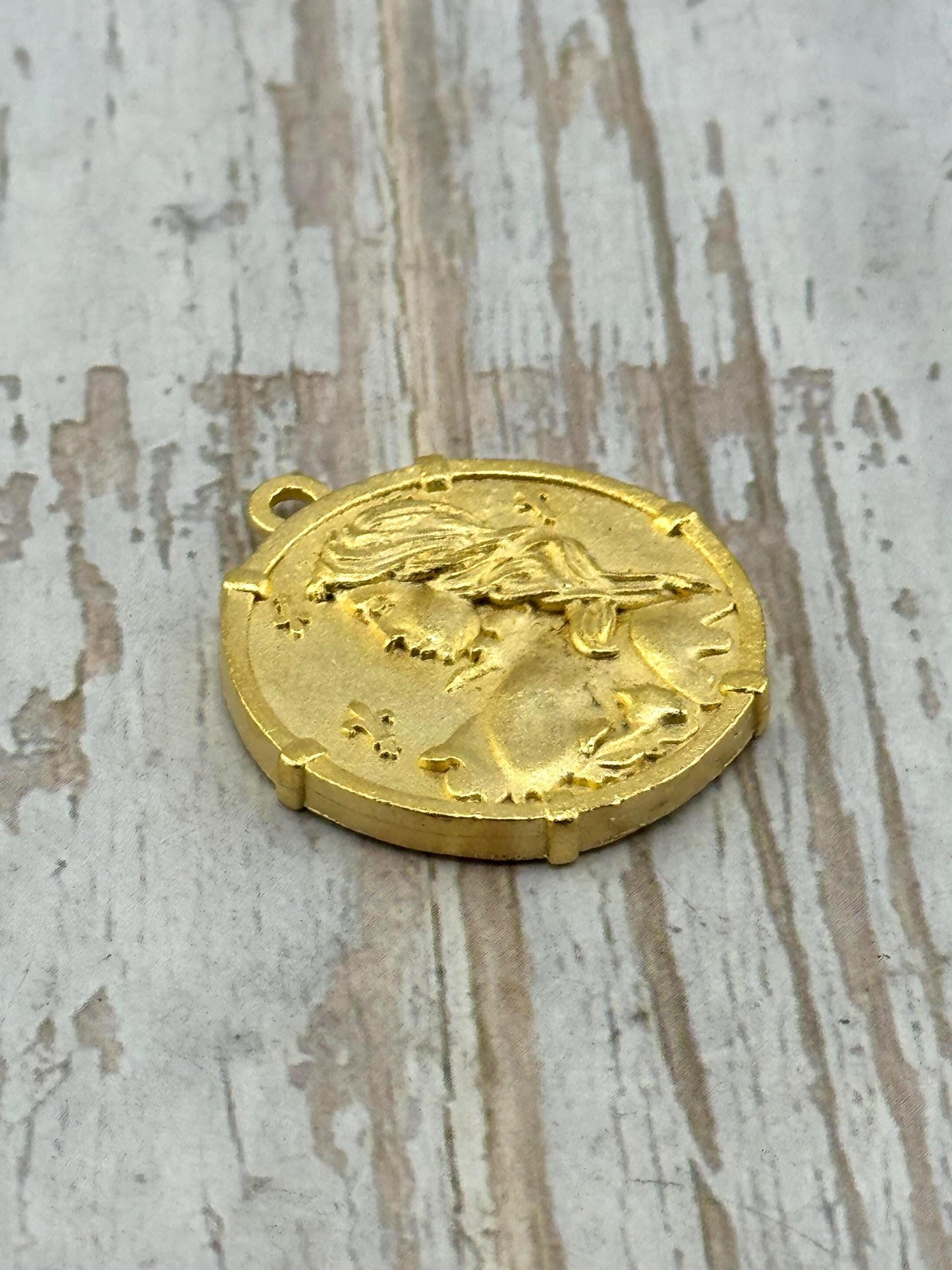 Large Joan of Arc Medal with Frame, Satin 18K Gold Plated - ST332