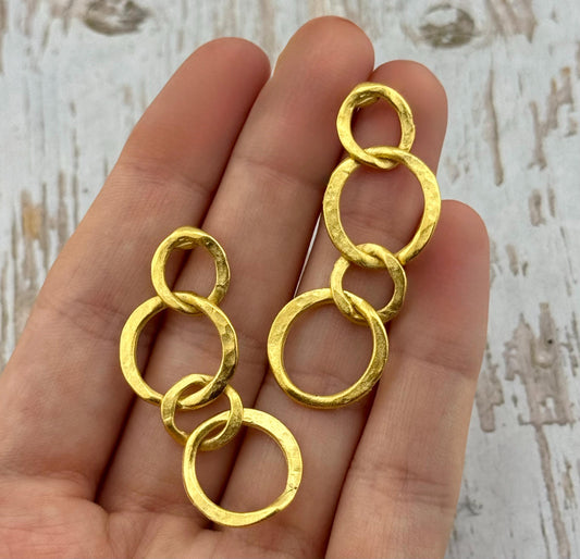 Dangling Interlocking Ring Earrings, Satin 18k Gold Plated - ST690