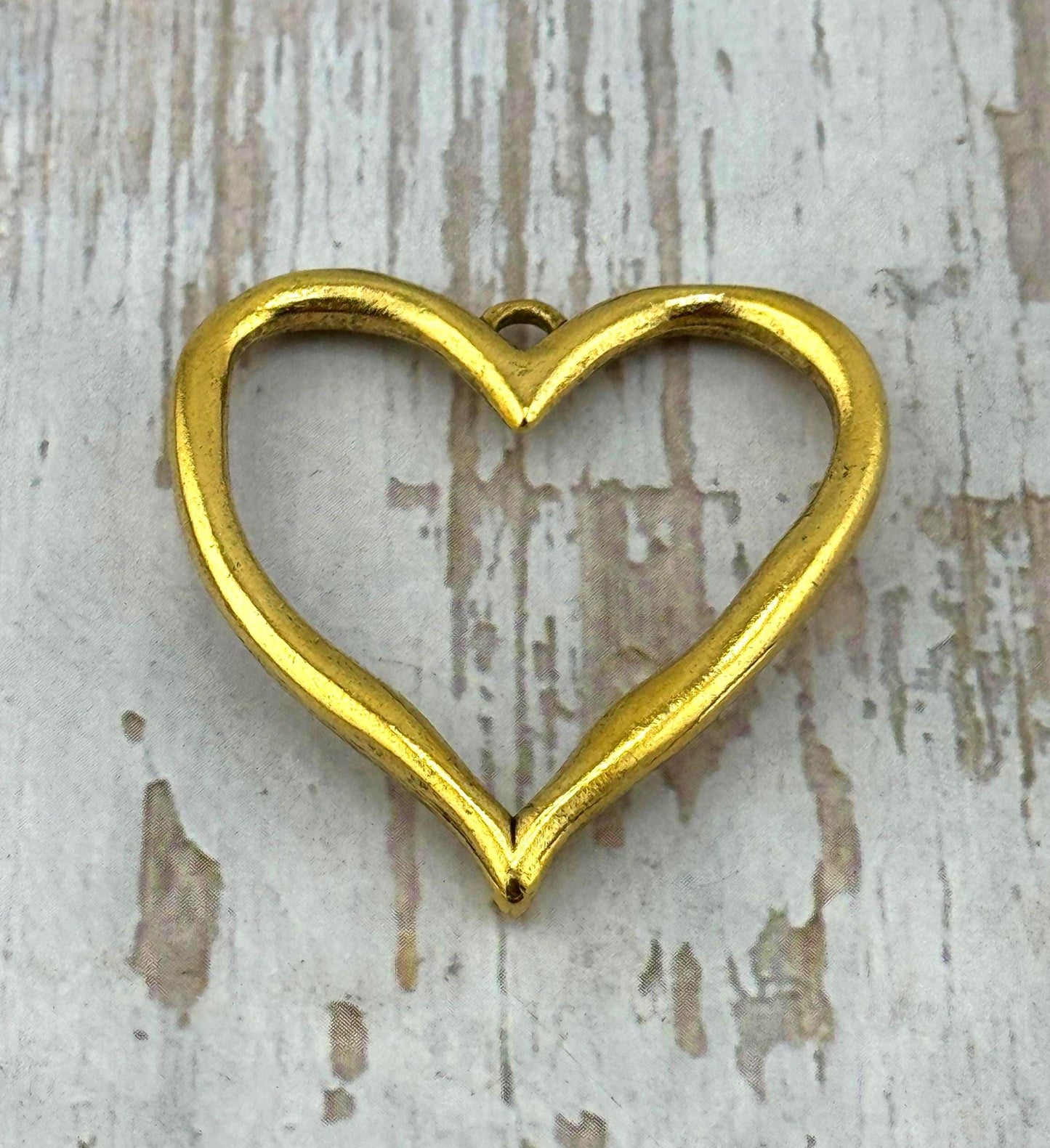 Grand pendentif Cœur Ouvert, plaqué or 18 carats vieilli - AG052