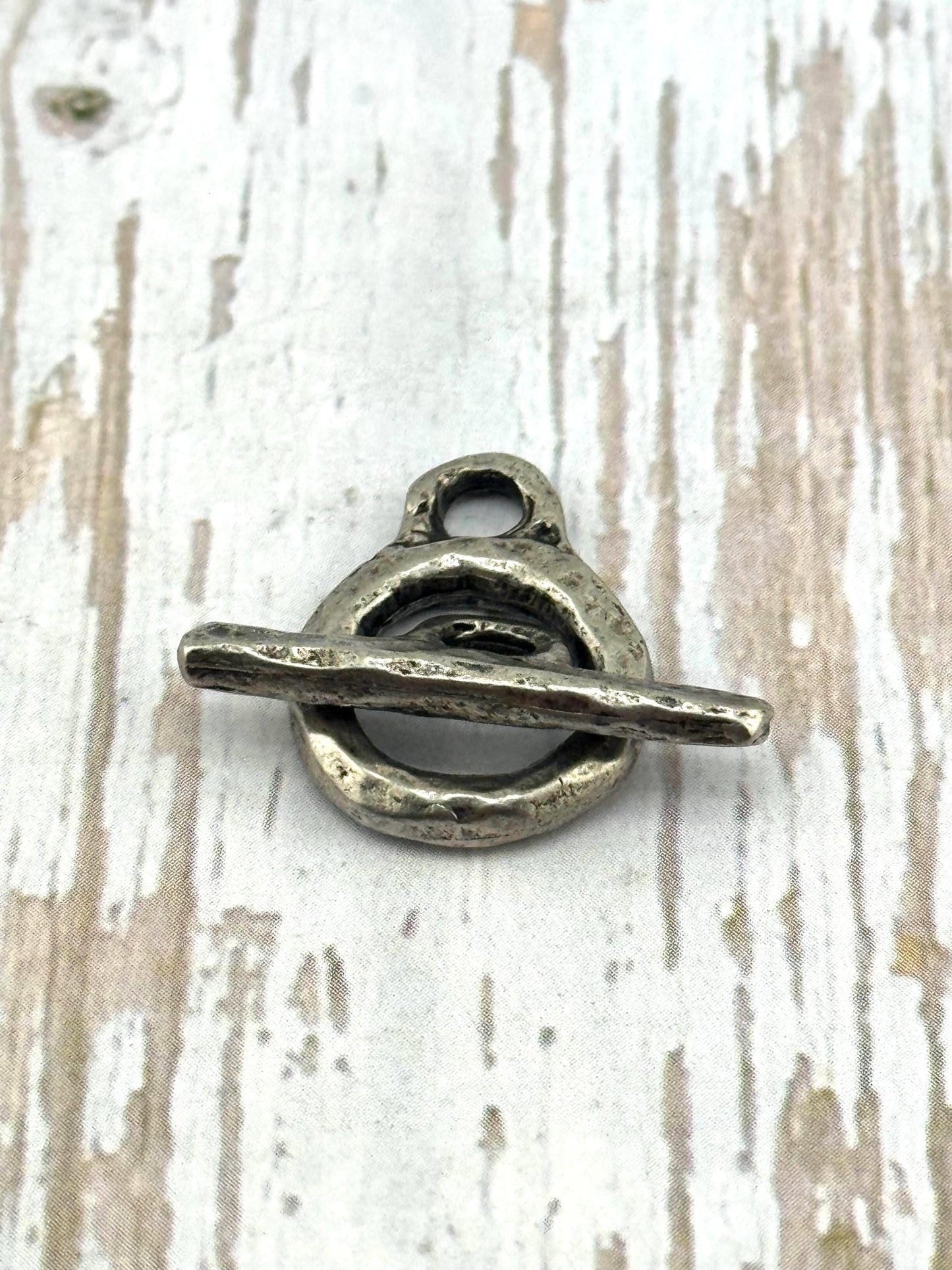 Hammered Round Toggle Clasp, Antiqued Pewter - PT496