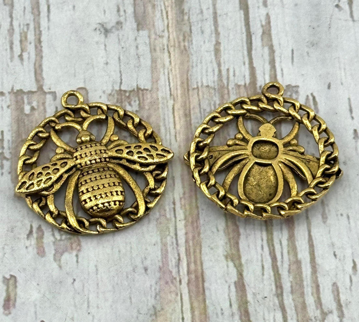 Large Round Bee Charm, Antiqued 18k Gold Plated - AG162