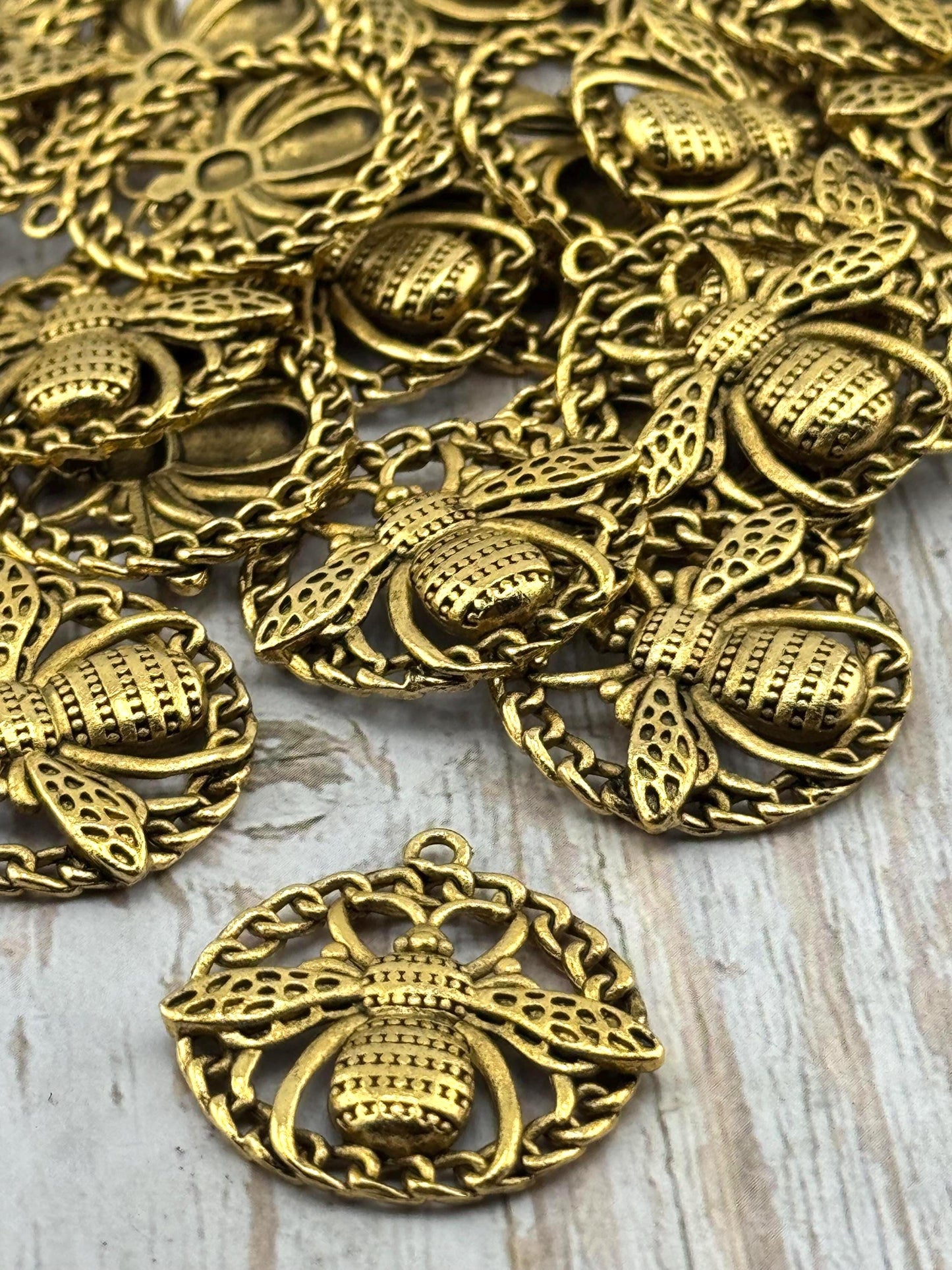 Large Round Bee Charm, Antiqued 18k Gold Plated - AG162
