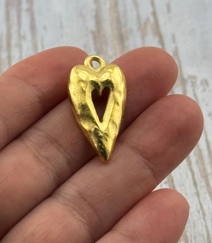 Hammered Heart Charm, Satin 18k Gold Plated - ST563